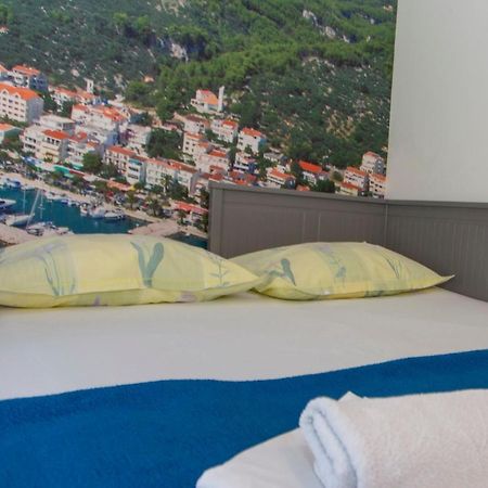 Apartments Loncar Tucepi Luaran gambar