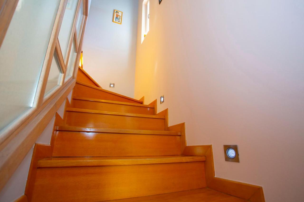 Apartments Loncar Tucepi Luaran gambar