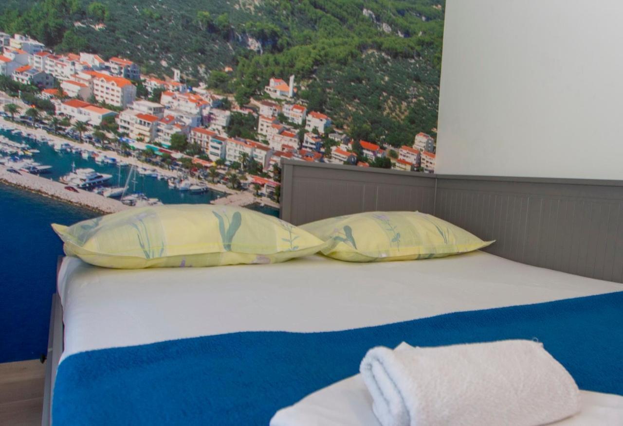Apartments Loncar Tucepi Luaran gambar