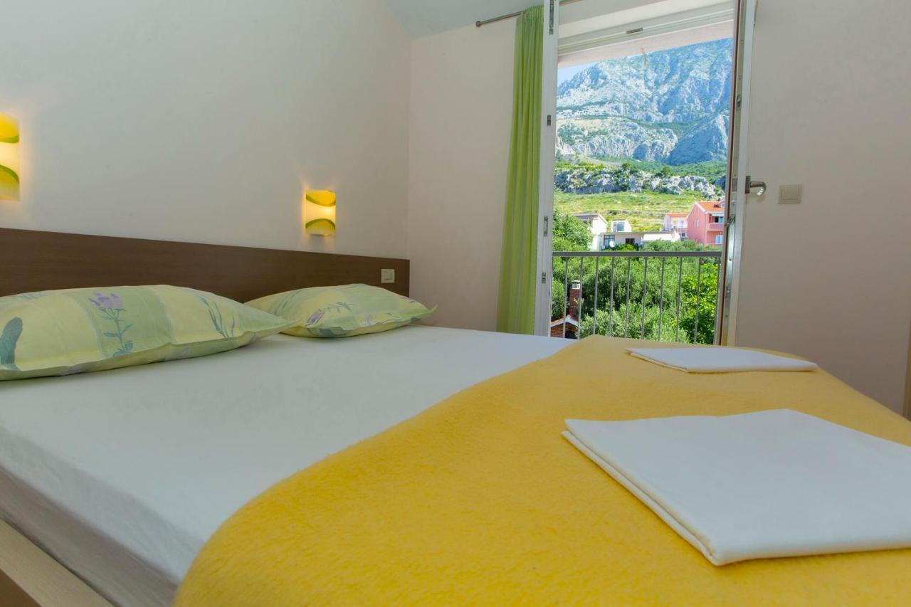 Apartments Loncar Tucepi Luaran gambar